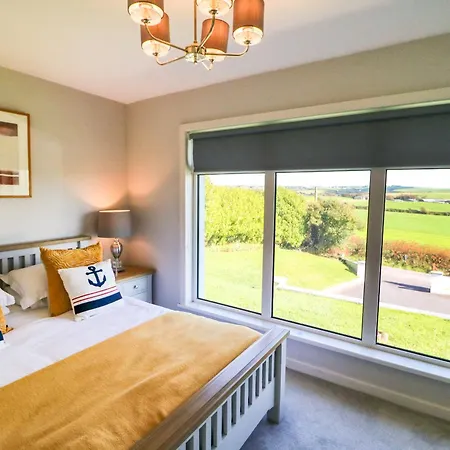 Hill Crest Holiday home